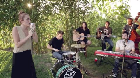 Miley Cyrus - The Backyard Sessions - 'Jolene'