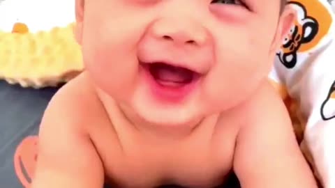 Cute babies laughing 😍