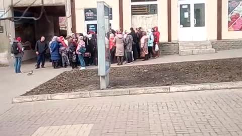 Queue at a second-hand store in Russia