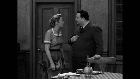 The Honeymooners: Head of the House - Episode 27 of 39