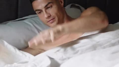 CR7 BODY FITNESS IN GYM TIME