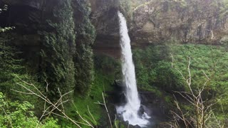 AWE-INSPIRING MAGICAL North Waterfall! | Trail of Ten Falls | Silver Falls State Park | Oregon | 4K