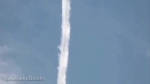 Pilot Exposes Chemtrails