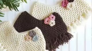 Handmade crochet baby poncho cape Poncho crosetat