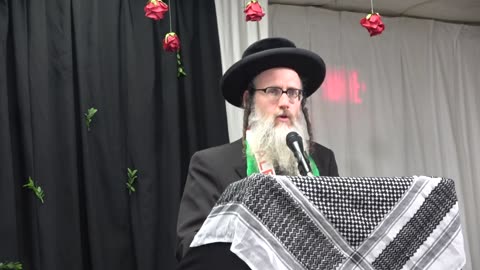 Rabbi addressing seminar on Gaza
