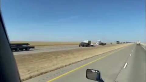 NEW 10 MILE LONG CONVOY LEFT TEXAS GOING TO D.C.
