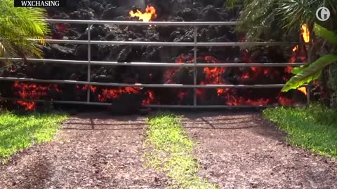 Dramatic timelapse footage shows lava engulfing car in Hawaii