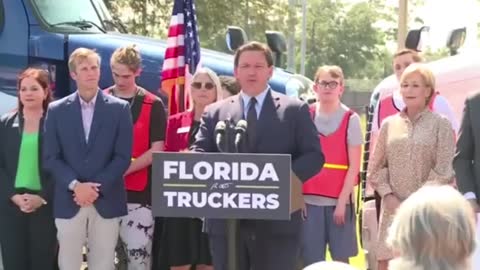 Gov DeSantis NUKES The Libs For Anger After Flying Illegal Migrants Into Martha's Vineyard