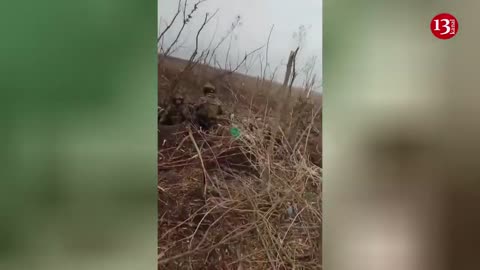 The only Russian soldier left in a position abandoned by Russians surrenders