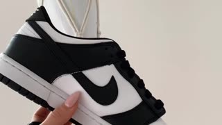 750Kicks Unboxing: Nike Dunk Low White Black with @Endzel - Style Outfits Kicks Sneaks Girl Sneaker