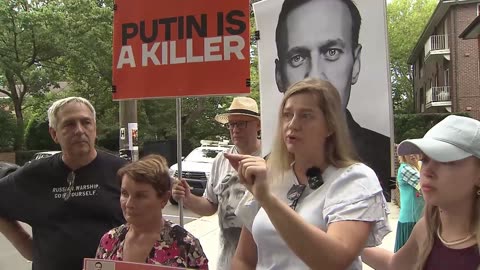 An Infuriated Navalny Supporter Told Australian Media Today that Anti-vaxxers