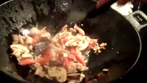 Ramen Stir Fry With Pork, Shrimp, and Vegetables (Full)