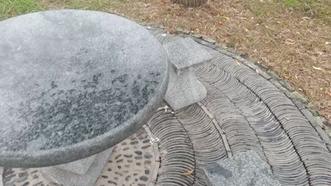 Is the table made of this stone for eating?