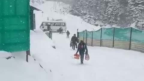 Heavy snowfall in Tawang