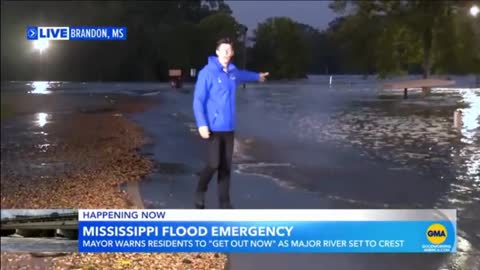 New warning to evacuate as Mississippi river crests l GMA