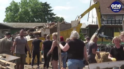 Germany: As floodwaters subside, local residents cleanup| Oneindia News