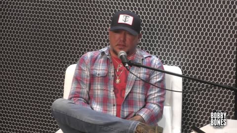 Jason Aldean on the Failure That Changed His Career & the Gift Garth Brooks Gave Him