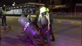 Video: 15 heridos 3 capturados y 13 conducidos tras enfrentamientos en la UIS