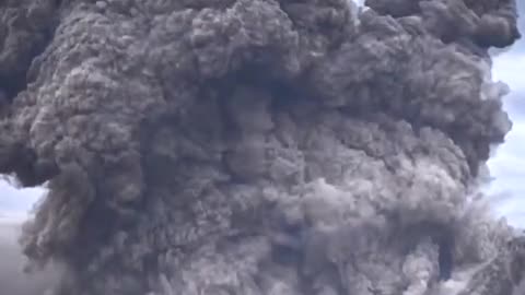 Real blast sound of volcano