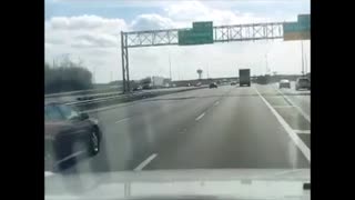 Car Cuts Off Trailer to Make Exit