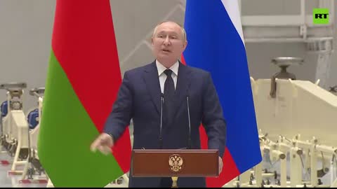 Putin:L'Ucraina ha violato gli accordi raggiunti a Istanbul(cioè la vecchia Costantinopoli) e che fa le infradito quando si tratta di negoziati