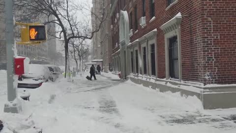 Pao veliki sneg ❄️🌨️ u Njujorku, Riversajd Park, Brodvej...1 Februar 2021