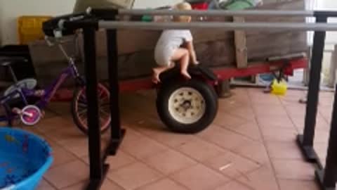 Toddler displays impressive gymnastic skills