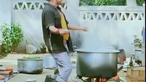 Rajpal yadav comedy Tu chiz bdi h mast mast