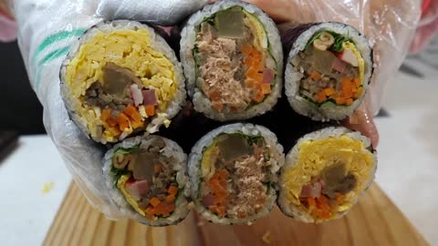 1,200 kimbap a day! Great Korean Grandmother. / korean street food