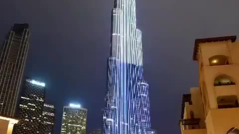 Tallest Building In The World Lights Up Russian Flag