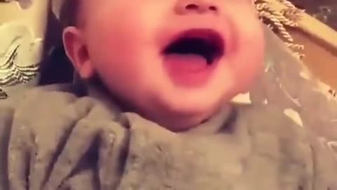 Cute baby 😆😆😆funny🇨🇮