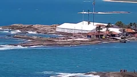 Praia das Virtudes em Guarapari