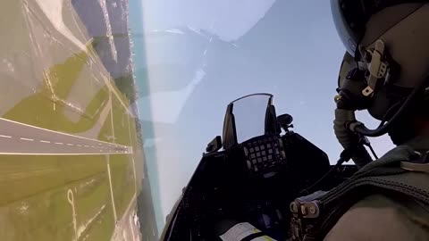 Watch Over the Shoulder F-16 Demonstration Flight at the Myrtle Beach Airshow!