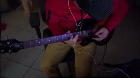 jamming with guitar on E major scale composed by friend