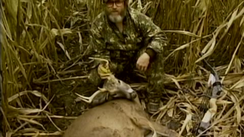 Hunting a Bedded Buck in the Corn
