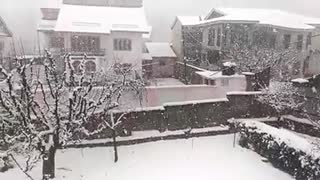 Snowfall in Kashmir , World's Most Beautiful Place