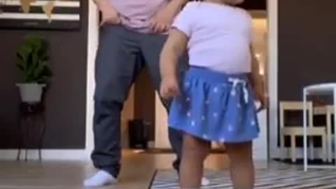 Baby girl dancing funny viral
