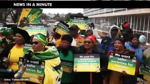 ANC protest outside court as accused appear - NEWS IN A MINUTE