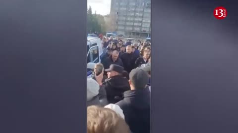 Residents in Russia’s Orenburg region are protesting - Resignation is demanded