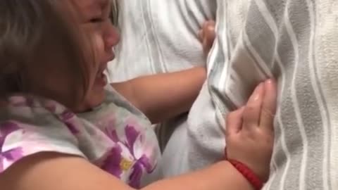 Baby girls confused on rumble video