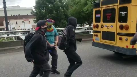 Aug. 17 2019 Portland 1.6 Antifa attack on bus