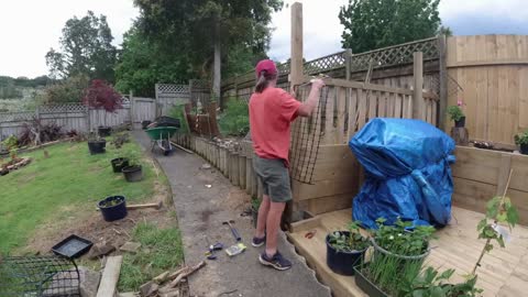Starting to Finish Off the Area - E9 - The Garden Job #2