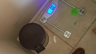 Dad Pranks Son With Bathroom Scale To Think He Weighs A Lot