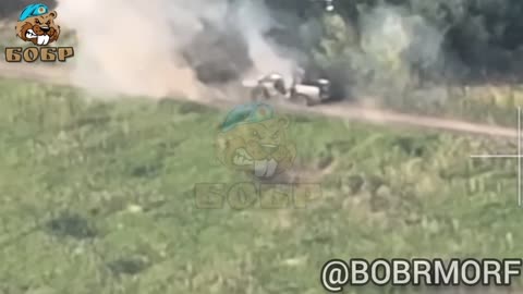 Russian FPV drones destroy Ukrainian cars in Zaporozhye.