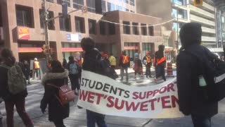 Protest in Toronto in support of Wetʼsuwetʼen First Nation People of British Columbia, Canada