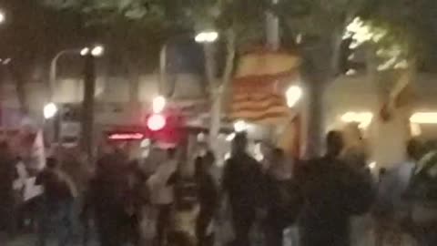 Los catalanes festejan la sentencia del Procés en Plaza de Francesc Macià de Barcelona (2)