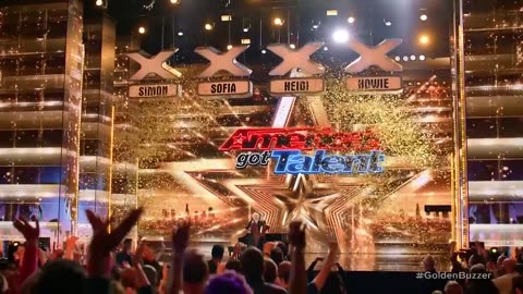 Blind Singer Wins Simon Cowell’s GOLDEN BUZZER on America’s Got Talent 2023!