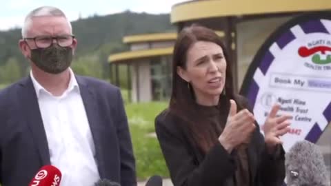 Jacinda Ardern shuts down press conference after being asked why the vaccines are not working