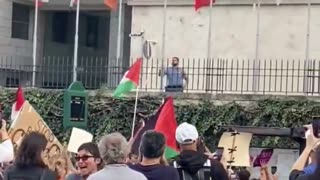 Palestine Hamas supporter in Rome, ripped down the Israel flag