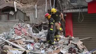 Rescatistas chilenos participan en misión de rescate en Beirut
